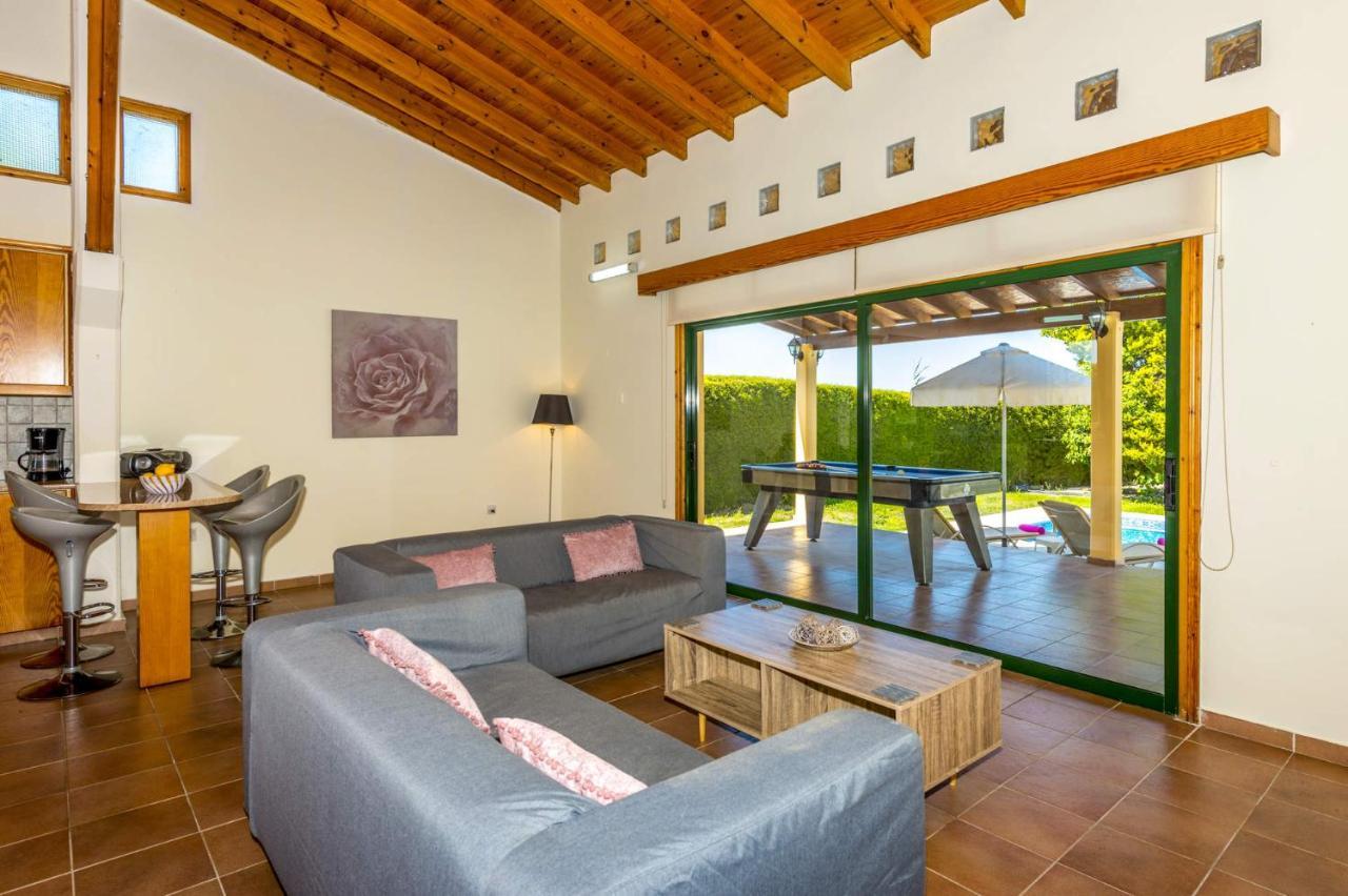 Villa Rosie By Villa Plus Polis Extérieur photo